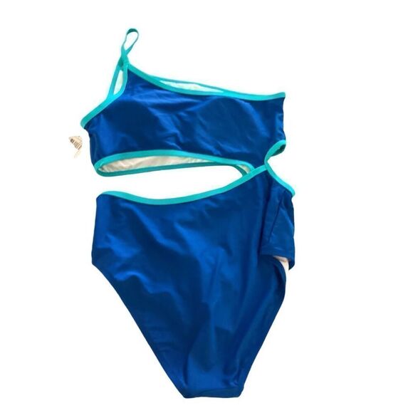 Aqua Couture Curvy Swimsuit - Picture 4 of 7